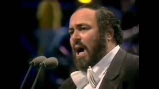 Luciano Pavarotti Nessun Dorma from Puccinis Turandot  London Hyde Park 1991 [upl. by Aihsema]