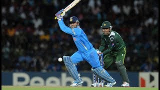 Sehwag turns ODI in to T20 with Rain of Sixes and Fours Against Pakistan [upl. by Atileda908]