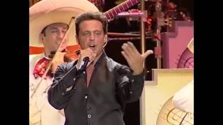 Luis Miguel  Sabes una cosa  Live En Vivo En concierto [upl. by Euqinahs]