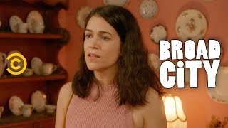 Abbi Breaks Some Huge News to Ilana  Broad City [upl. by Cud]