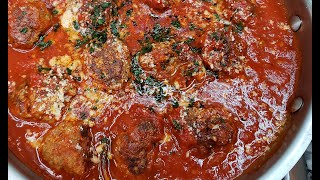 MEATBALLS  Homemade Pasta Sauce  Italian Style Meatballs [upl. by Entwistle438]